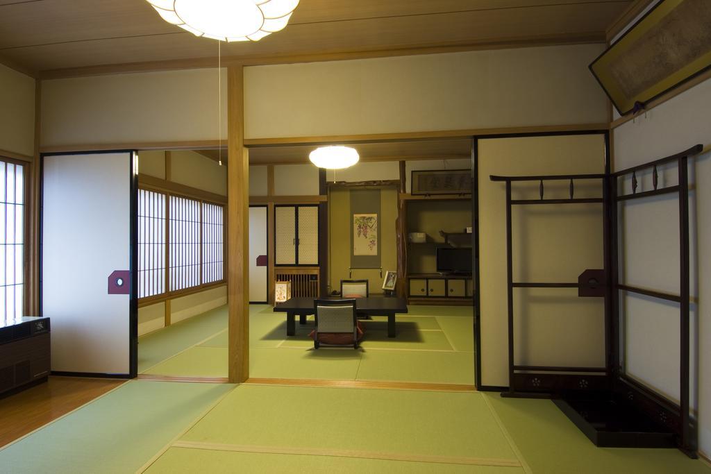 קוסאטסו Ekinariya Ryokan חדר תמונה